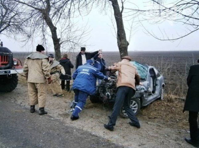 ДТП поблизу села Глибоке забрало життя водія "Жигулів"