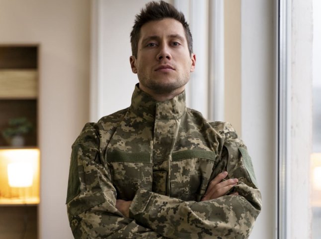 В Україні оштрафують на 6800 гривень за одяг — що не можна вдягати