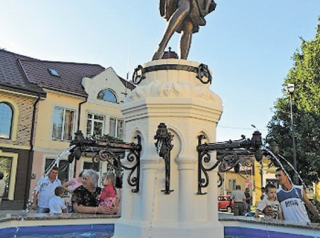 Із липня кожної неділі у Виноградові проходитимуть відкриті екскурсії