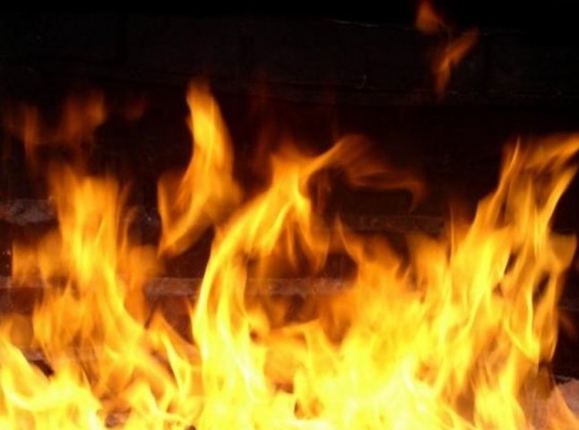 У туристичному Солотвині сталася пожежа