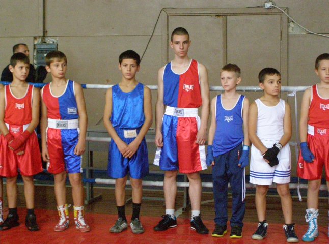 У Хусті проходить боксерський турнір пам’яті Володимира Тунаєва