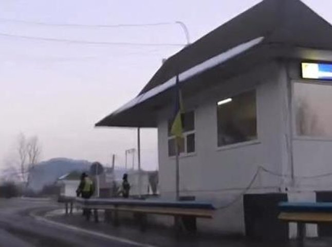 Російських вантажівок на КПП "Нижні Ворота" немає, – Москаль