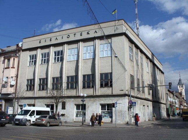 На ремонт бібліотеки в Мукачеві виділили півтора мільйона гривень
