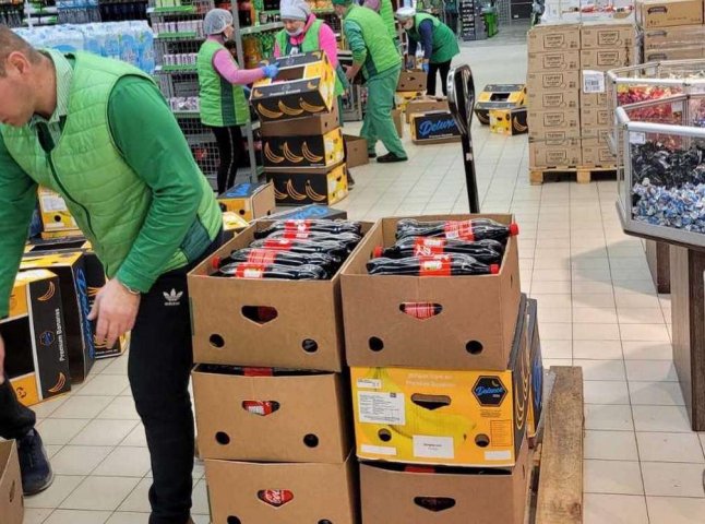 Супермаркети масово відмовляються продавати популярні в Україні напої