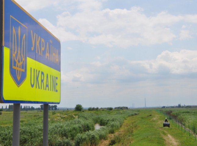 Біля кордону з Угорщиною двох нелегалів з Грузії затримали закарпатські прикордонники