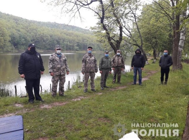 Поліція провела рейди у 7 районах Закарпаття