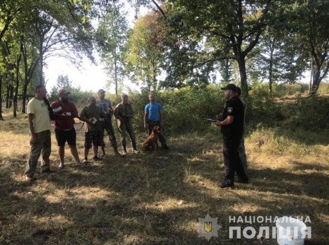 На Мукачівщині правоохоронці перевіряли власників мисливської зброї