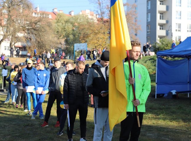 Чемпіонат України з кросу розпочався в Ужгороді