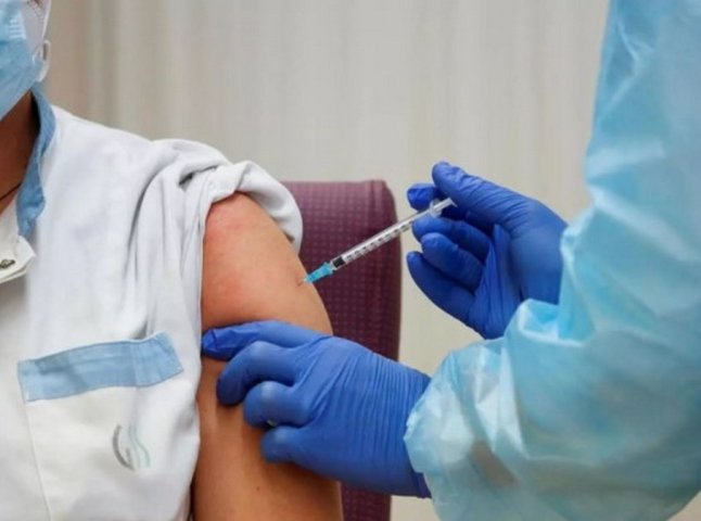 Понад 4,5 тисячі людей вакцинували в області минулої доби
