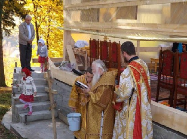 У Синевирській Поляні розпочато будівництво нового храму
