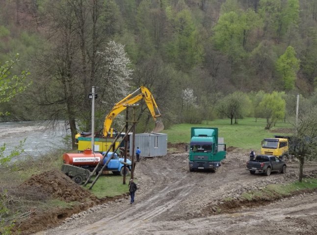 На Хустщині почалось будівництво міні-ГЕС: громада проти і повідомляє про численні порушення
