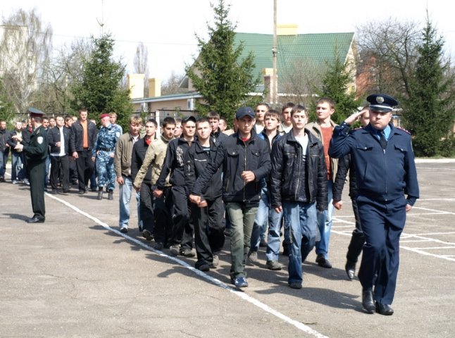 Ужгородські правоохоронці розшукуватимуть призовників, які ухилились від медогляду (ФОТОФАКТ)