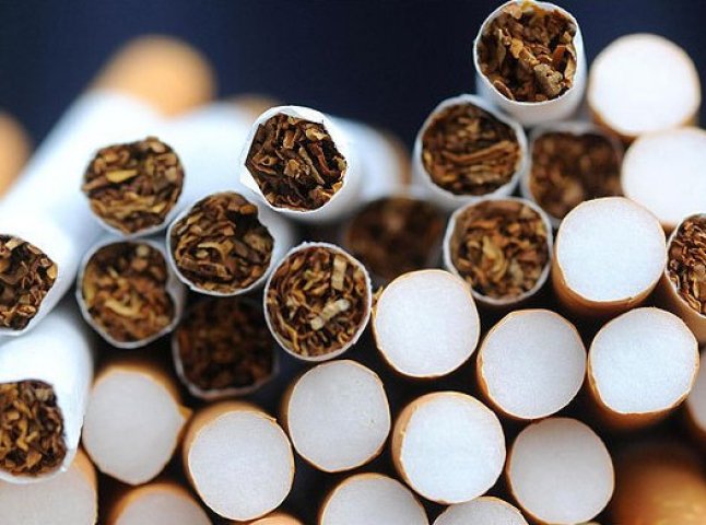 Понад 30 тисяч пачок "лівих" сигарет вартістю 550 тисяч гривень виявили в Ужгороді