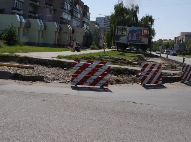 У "Новому районі" в Ужгороді облаштовують транспортне коло