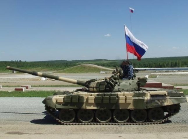 На Донецьк рухаються російські танки, – РНБО