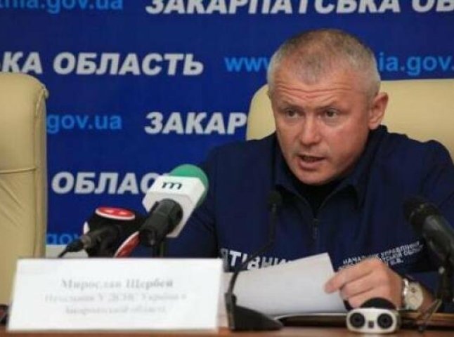 Журналіст повідомив про звільнення ТОП-посадовця Закарпаття