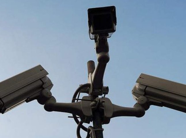 Поліція не виключає версії причетності організованої групи до крадіжок камер відеоспостережень