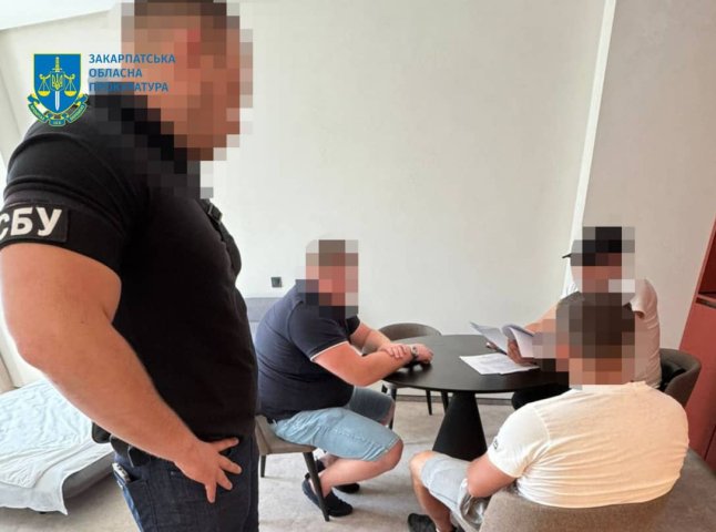 Правоохоронці виявили розкрадання грошей під час ремонту однієї з доріг області Правоохоронці виявили розкрадання грошей під час ремонту однієї з доріг області