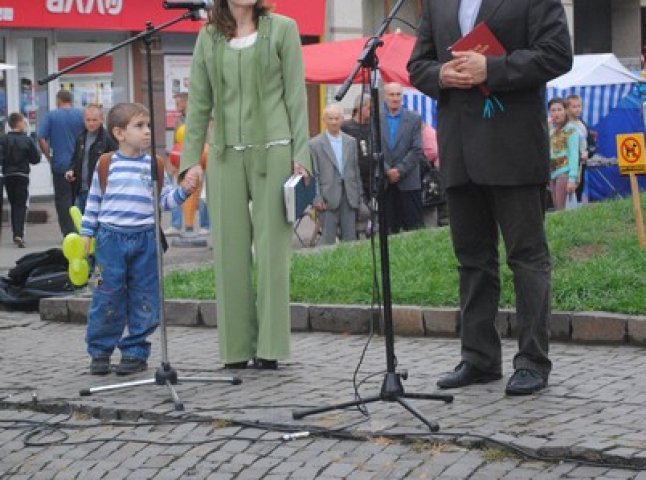 У Мукачеві відсвяткували День Батька (ФОТОРЕПОРТАЖ)