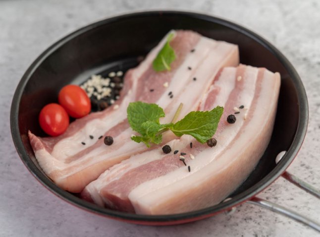 Везуть зі всієї Європи: імпорт традиційного продукту зріс шаленими темпами