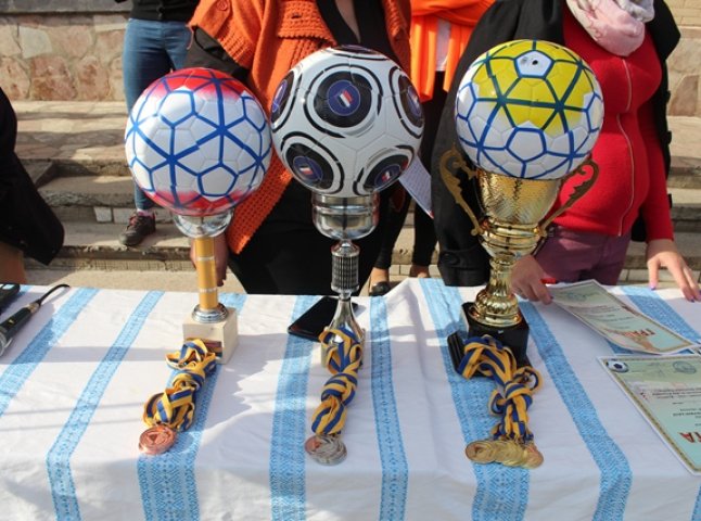 В Усть-Чорній провели турнір з міні-футболу серед юнаків