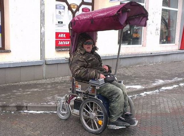 Мукачівець, який пограбував інваліда, отримав 4 роки позбавлення волі