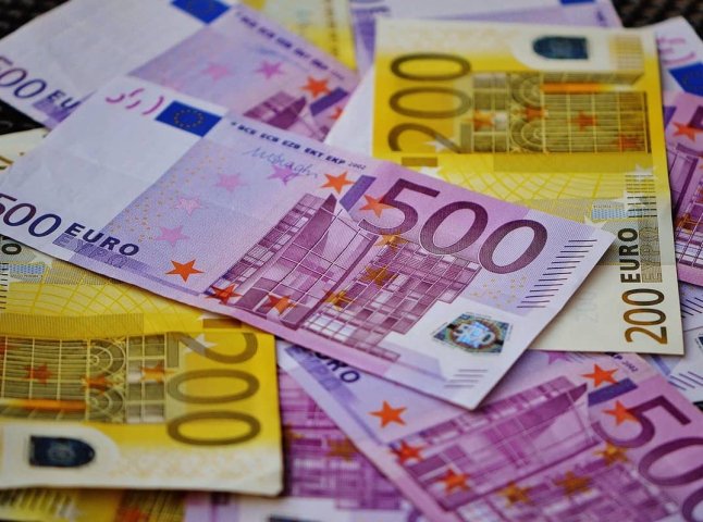 Які євро поступово виводять з обігу та що буде зі старими банкнотами Які євро поступово виводять з обігу та що буде зі старими банкнотами