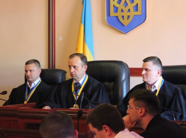 Суд подовжив термін тримання під вартою бійців "Правого сектору" до 6 вересня