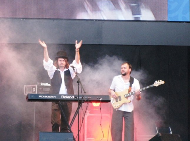 Мукачівський "Rock-H" представив дві нові пісні у львівській фан-зоні ЄВРО (ФОТО,ВІДЕО)