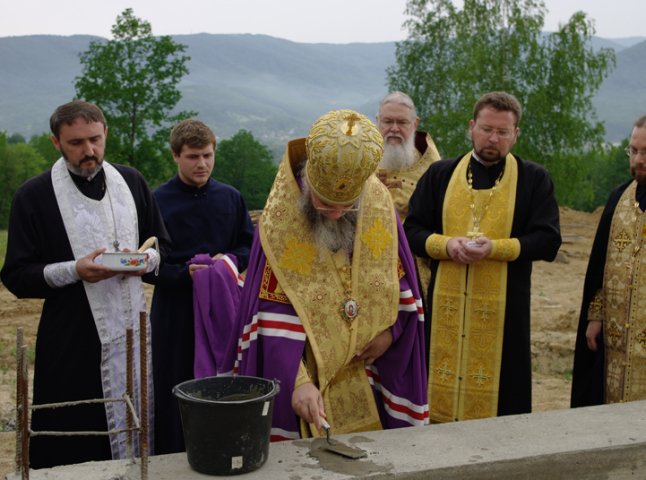 На Перечинщині освячено фундамент храму нового православного монастиря (ФОТО)