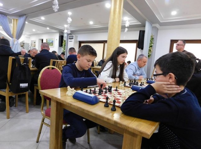 Мукачівські спортсмени здобули призові місця на шаховому турнірі 