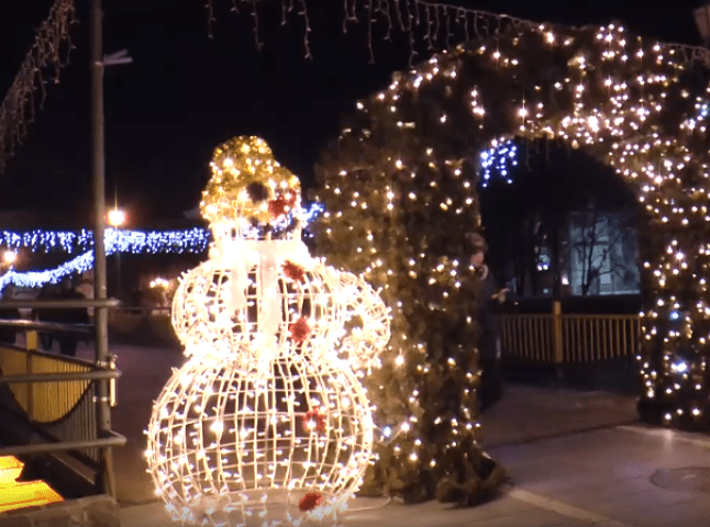 Відомо, скільки коштує новорічна ілюмінація в Ужгороді