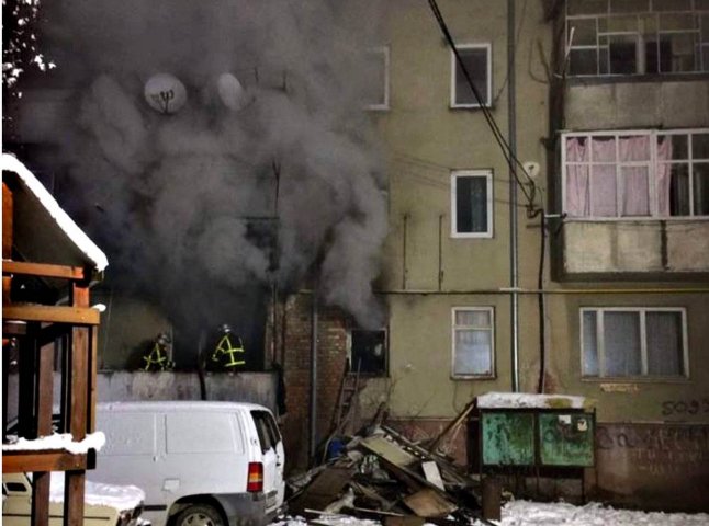 Пожежа у п’ятиповерхівці: з будинку евакуювали людей