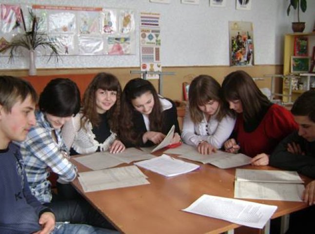 Ужгородські студенти працювали у словацькому таборі для ромських дітей