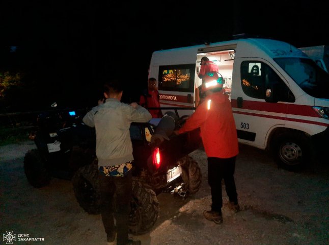 Гірські рятувальники надали допомогу 20-річному туристу Гірські рятувальники надали допомогу 20-річному туристу