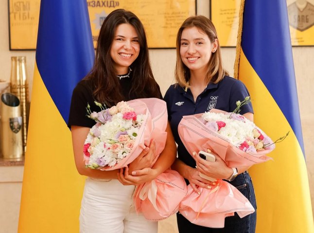 Очільник області зустрівся із відомими закарпатськими спортсменками