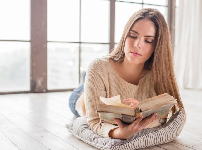 Люди, які читають щодня, мають 5 особливих якостей: перевірте себе