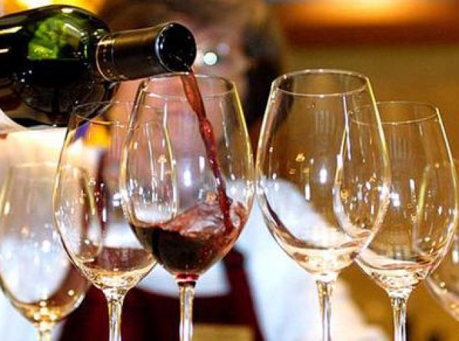 У Берегові комісія зі всієї України дегустує виноробну продукцію (ВІДЕО)