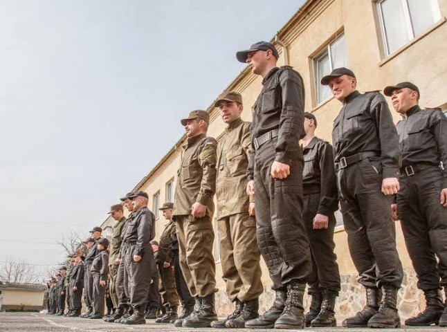 В Ужгороді відбулись урочистості з нагоди Дня Нацгвардії України (ФОТО)