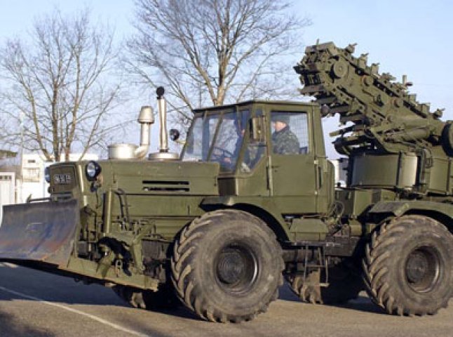 Військові з Мукачева просять допомогти відремонтувати потрібну для бойових дій техніку