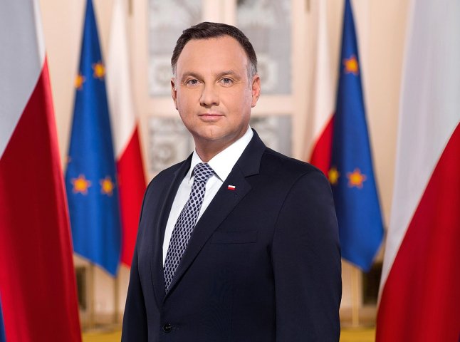 Президент Польщі вирушив у турне по Європі, щоб переконати лідерів підтримати членство України в ЄС
