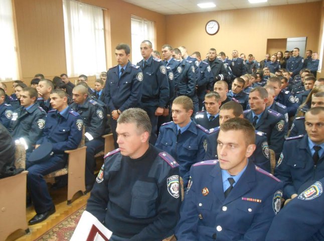 З мукачівськими міліціонерами серйозно поговорили