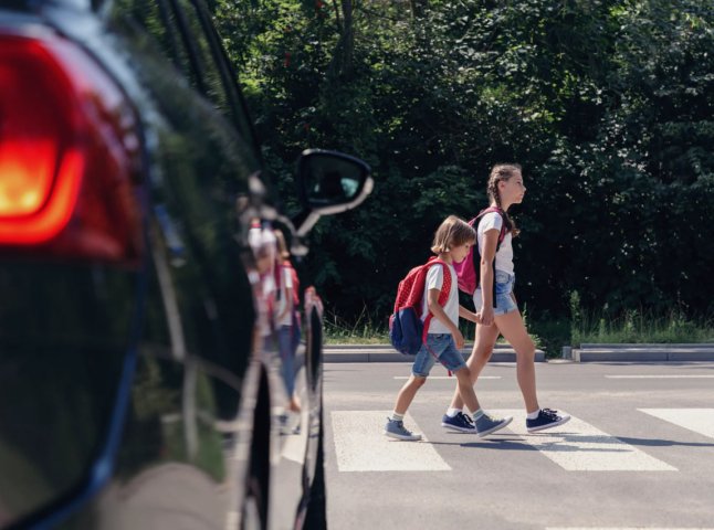 На Закарпатті стала популярною небезпечна гра: в чому її суть