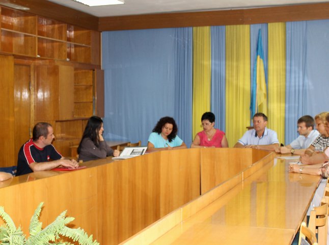 На Виноградівщині відбулося засідання комісії з питань захисту прав дитини