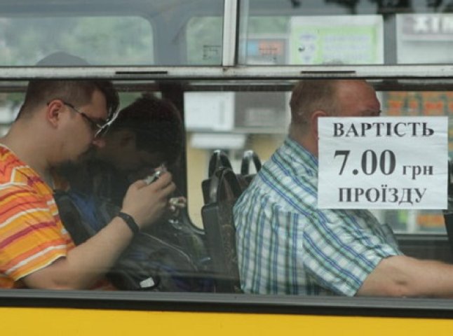 Вартість проїзду в ужгородських маршрутках можуть підняти до 7 гривень