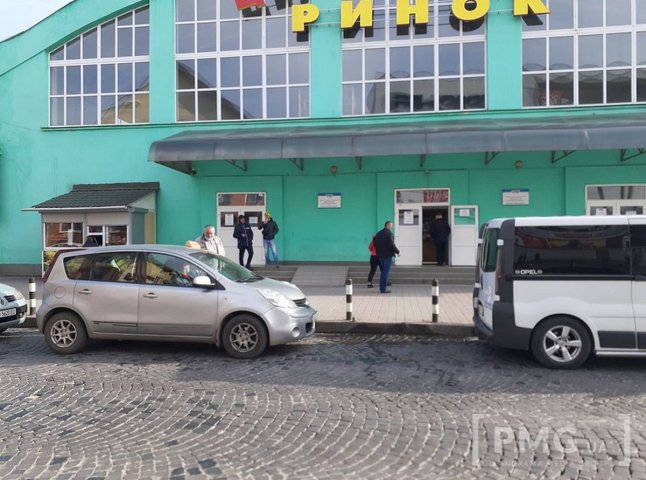 Що коїлось на ринках Мукачева: подробиці від поліції