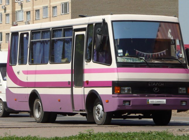 Ужгородців оббирають водії автобусів та маршрутних таксі Ужгород-Мукачево