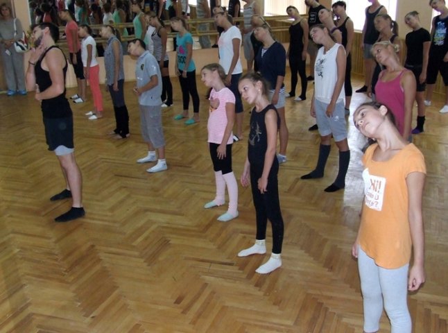 Ужгородські танцюристи вперше отримали професійний зал