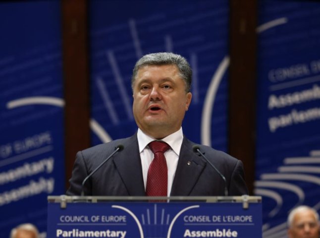 Петро Порошенко про освітній закон: "Неприпустимо, щоб нацменшини не знали української мови"