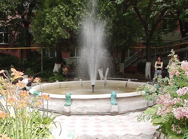 В Ужгороді відкрили фонтан, який не працював 21 рік